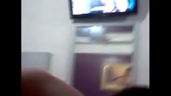 Minha putinha caindo de boca 