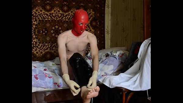 Play MP4 - Putting Latex case on my dick