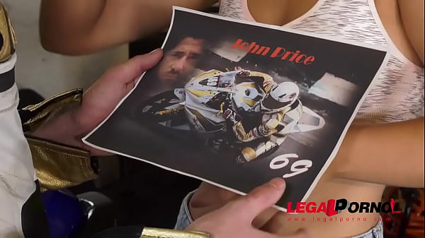 Play MP4 - Biker can't wait to fuck Latina Ginebra Bellucci's tight wet pussy GP647