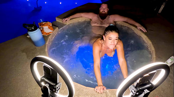 Quickie Hot Tub Fuck With Kendra Heart Wca Productions thumbnail
