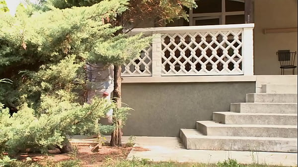 Die Tochter Vom Nachbarn Geil Durchgenommen thumbnail