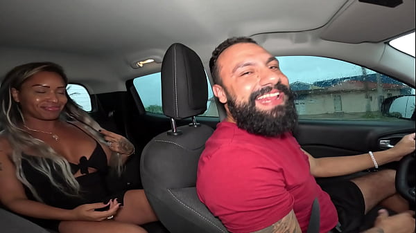 Nonton No Carro Lukas Zaad: Anne Cristalli, Cuzinho Apertado E Leite No Bico! thumbnail