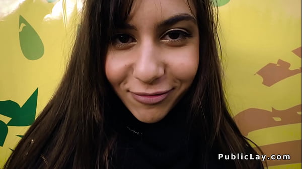 Brunette hottie getsbig dick in public