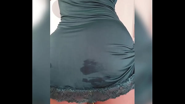 Entregador amor minha chupada e brincou com meu cuzinho 