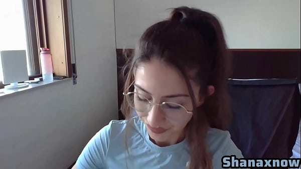 Shanaxnow Nose Fetish Eating Boogers Press Nostrils Moaning thumbnail