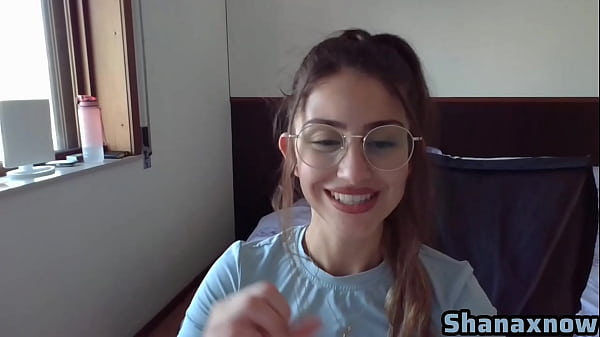 Shanaxnow Nose Fetish Eating Boogers Press Nostrils Moaning thumbnail