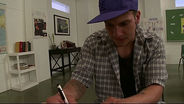 Nonton The Busty Teacher Found A Reliable Way To Deal With The Class Clown thumbnail