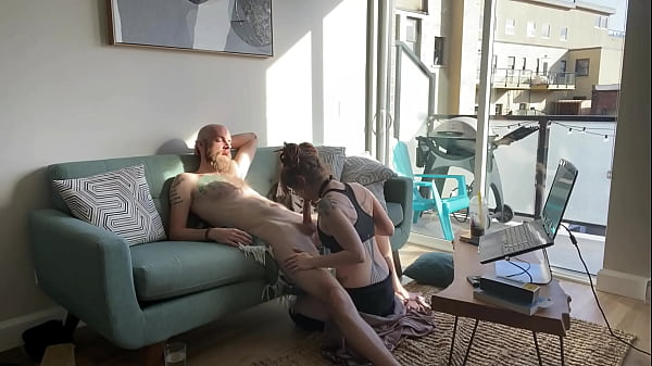 Play MP4 - Chill Sunday Couch Blowing and Fucking - Olivia