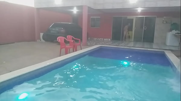 Play MP4 - EITAAA N&Atilde;O ACREDITO TOMANDO BANHO PELAD&Atilde;O NA PISCINA DA CASA DA PJTX