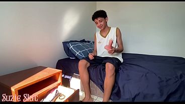 Encontrei Meu Enteado Meus Consolos Sexuais E Fiz Ele Como Meu Objeto Do Sexo Anal thumbnail