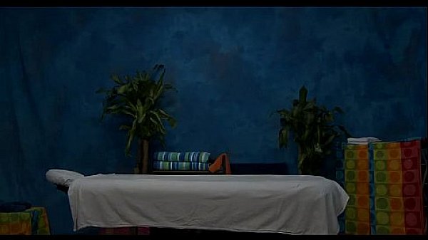 Nonton Sultry Blondie Enjoys Hard Rod thumbnail