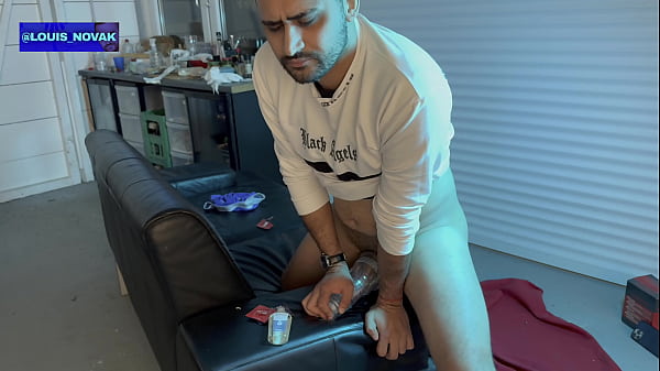 Play MP4 - I'm fucking a fleshlight tonight