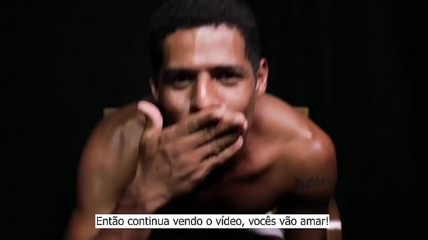 Abrindo tudo pra sentar no piroc&atilde_o e quicando gostoso