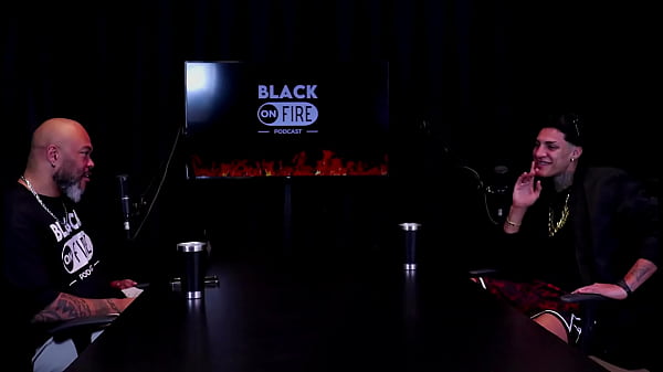 Play MP4 - Quer ficar por dois anos na Europa trabalhando&comma; foi em um atendimento a meia-noite e se assustou&comma; e o amigo que gosta de dar o cu&period;&period;&period; - Gabriell Rios &lpar;WATCH ON&colon; SHEER&sol;RED&rpar;