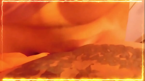 MIRA_COMO ME_LLENA ELCULO DELECHE EN LA COCINA COMOBUENA PUTA AMA_DE CASA