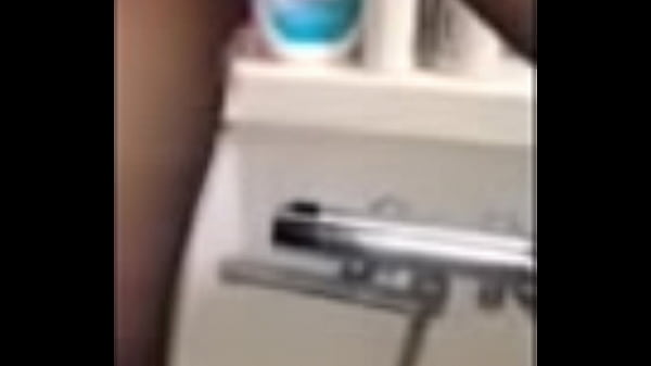 Play MP4 - オシッコ