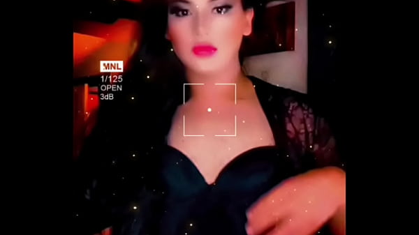 TS EVALUNA LATINA . YOUNG BIG DICK TRANNY