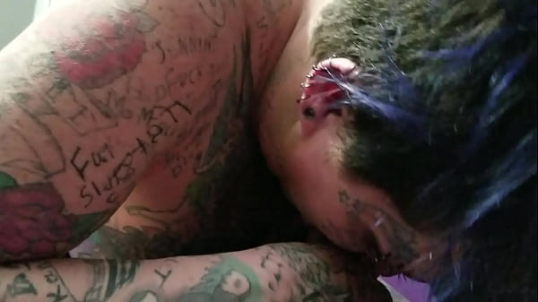 tatto girl geting it 