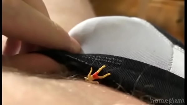 Let'_s Play a Game - shrinking man finds giant man footplay unaware macrophilia