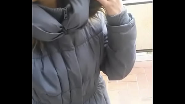 Nonton 704x704 Mp4(9) thumbnail