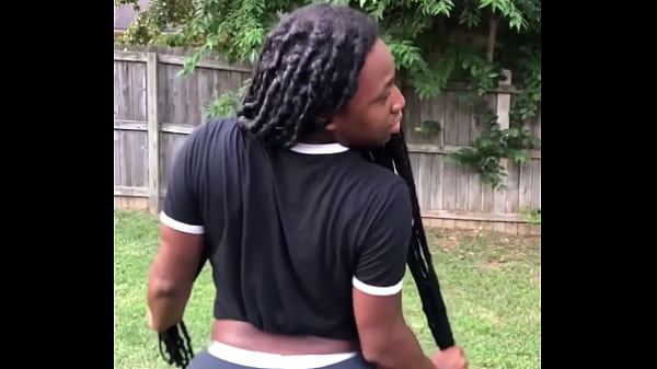 I AM The 2throat Queen 