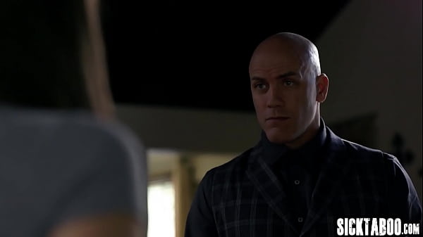 Sexy teen with nice ass Gia Derza learned something_from perverted stepdad