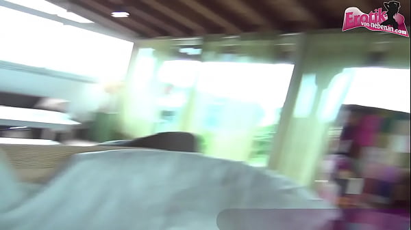 Play MP4 - Deutsche d&uuml;nne blonde amateur milf versucht ersten porno beim userdate