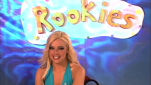 Nonton Cindy Sterling Takes It Up The Ass Then Shows You The Cum Left In Her Mouth thumbnail