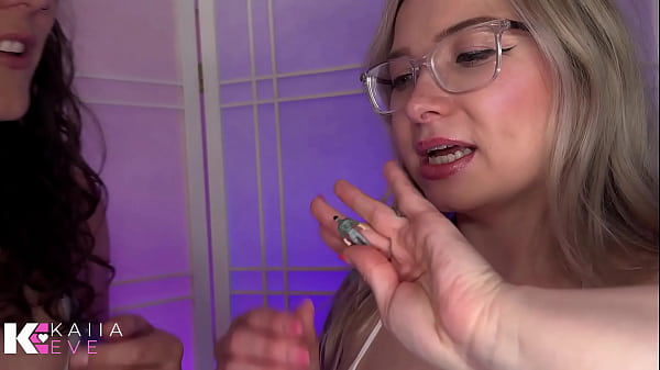 Nonton Giantess Hunters Capture & Consume Screaming Tinies thumbnail