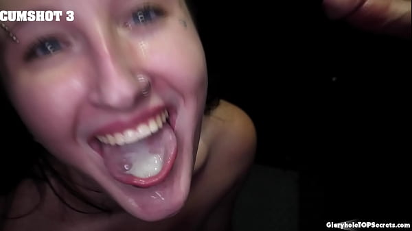 This girl must be doing something right because she managed to get 5 guys to come within a matter of a few minutes next level sucking power