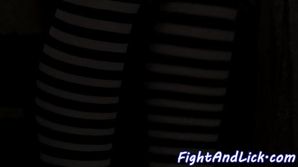 Nonton Busty Babes Pussylicking After Pillow Fight thumbnail