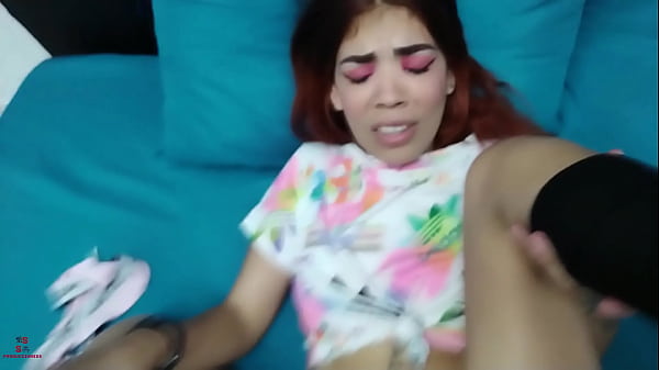 Convenzo A Mi Hermanastro De Coger Conmigo Para Cumplir Un Reto De Mis Amigas thumbnail