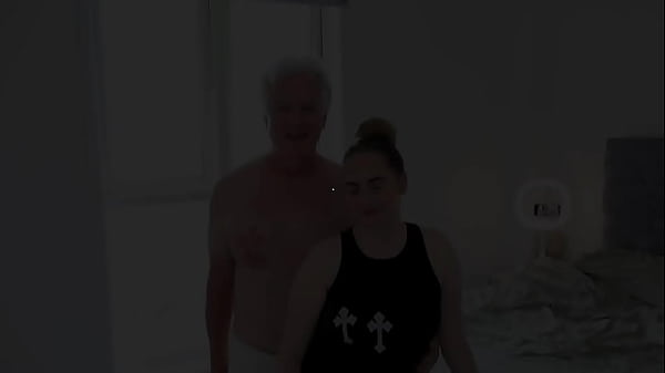 Nonton Eliza Smoke Takes The Paul Jones Bj Challenge! thumbnail