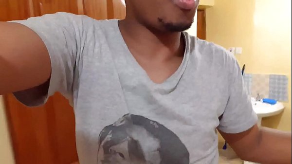 विश्वविद्यालय के छात्रों पागलपन केन्याई (2) 