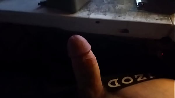 Maxoman makes a nut vid with sound for Jasmine