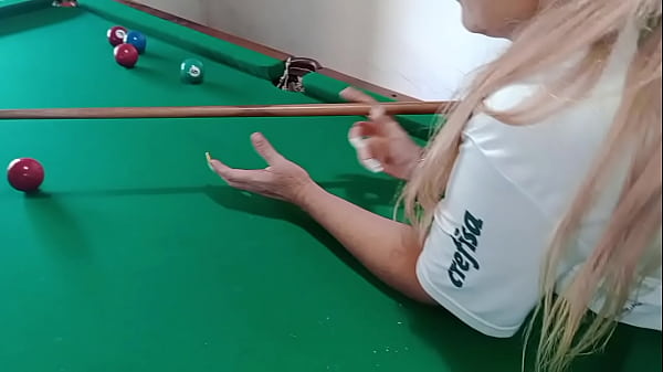 Brincadeira com taco no meu cuzinho. 