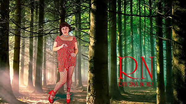 Pinup ladyposing_in the forest She shows_her titsand pussy Mesh_tights Regina Noir