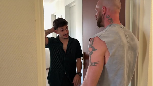 Play MP4 - Hot & humid holes neighbor's &lbrack;Trailer&rsqb;