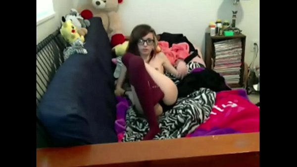 Cuteamateur teen with small_tits masturbates on webcam