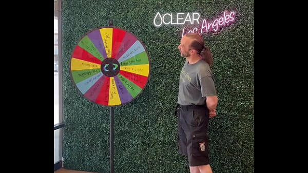 First a free test now a free hat next time i want the oven mitt get clrd 