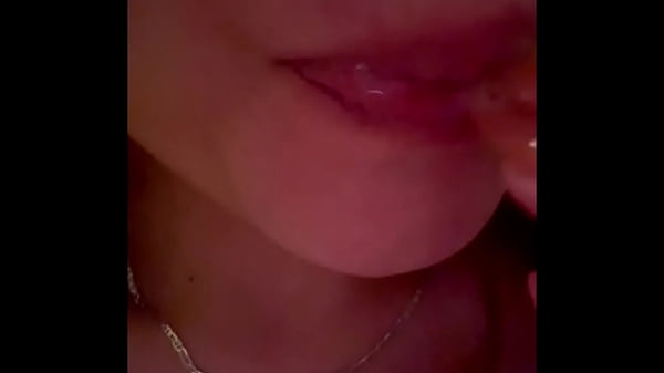 Nonton Mira Que Rico Me Toco En Mi Alfonbra. thumbnail