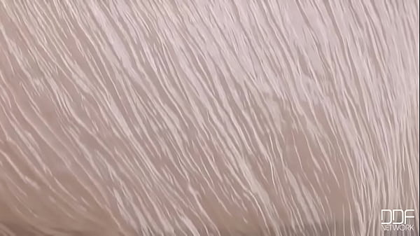 Nonton Classical Redhead Slut Angela thumbnail