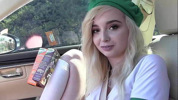 Play MP4 - Teen loves rimming and giving blowjobs