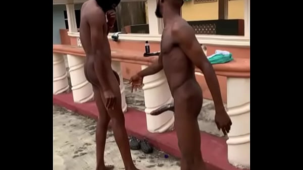 Beautiful Outdoor Sex thumbnail