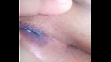 Play MP4 - Novinha gostosa se masturbando com consolo no cu