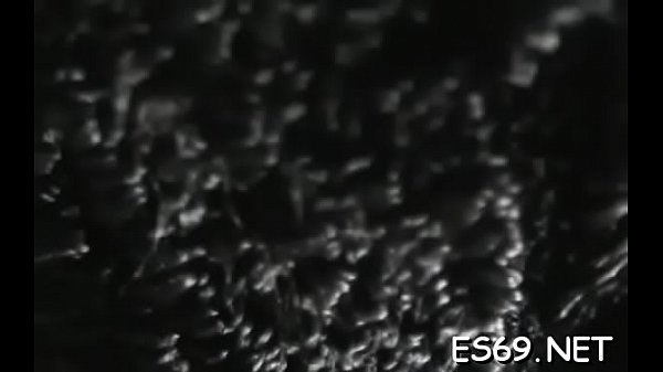 Tempting girl blowing like_a pornstar