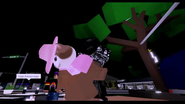 Я ебу её очень смачно и сильно ях 