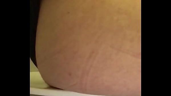 Farting on toilet