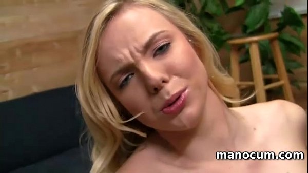 Play MP4 - POV naked blonde hottie rubbing and sucking dick for hot jizz
