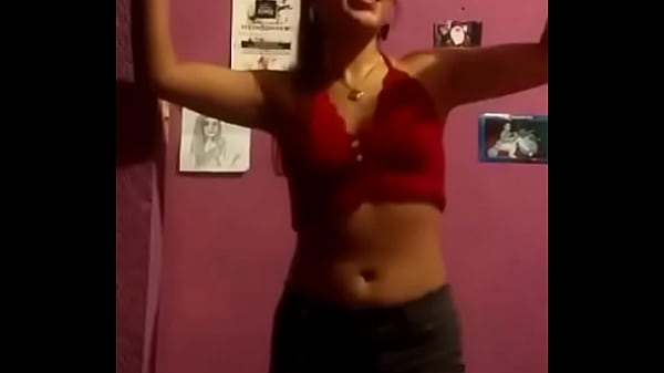 Karen la putita bailando